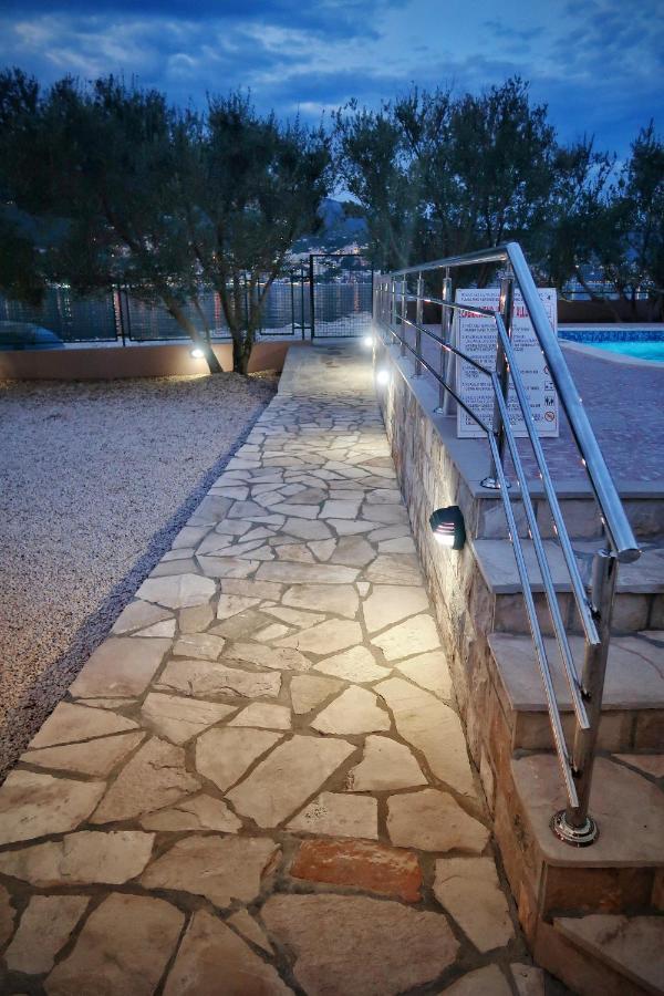 Apartments Maxi Katic Herceg Novi Eksteriør bilde