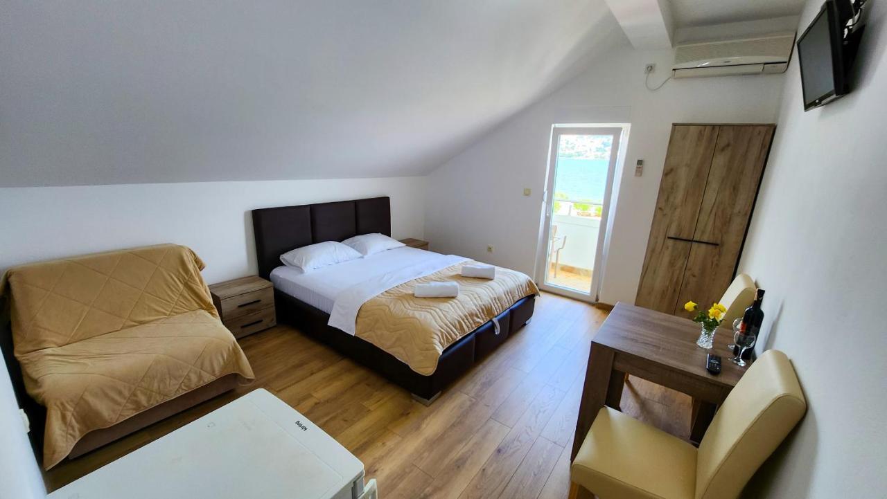 Apartments Maxi Katic Herceg Novi Eksteriør bilde