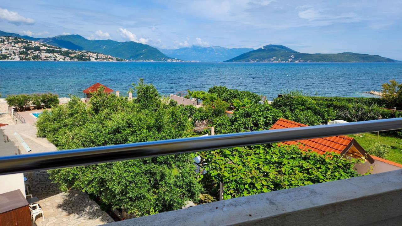 Apartments Maxi Katic Herceg Novi Eksteriør bilde