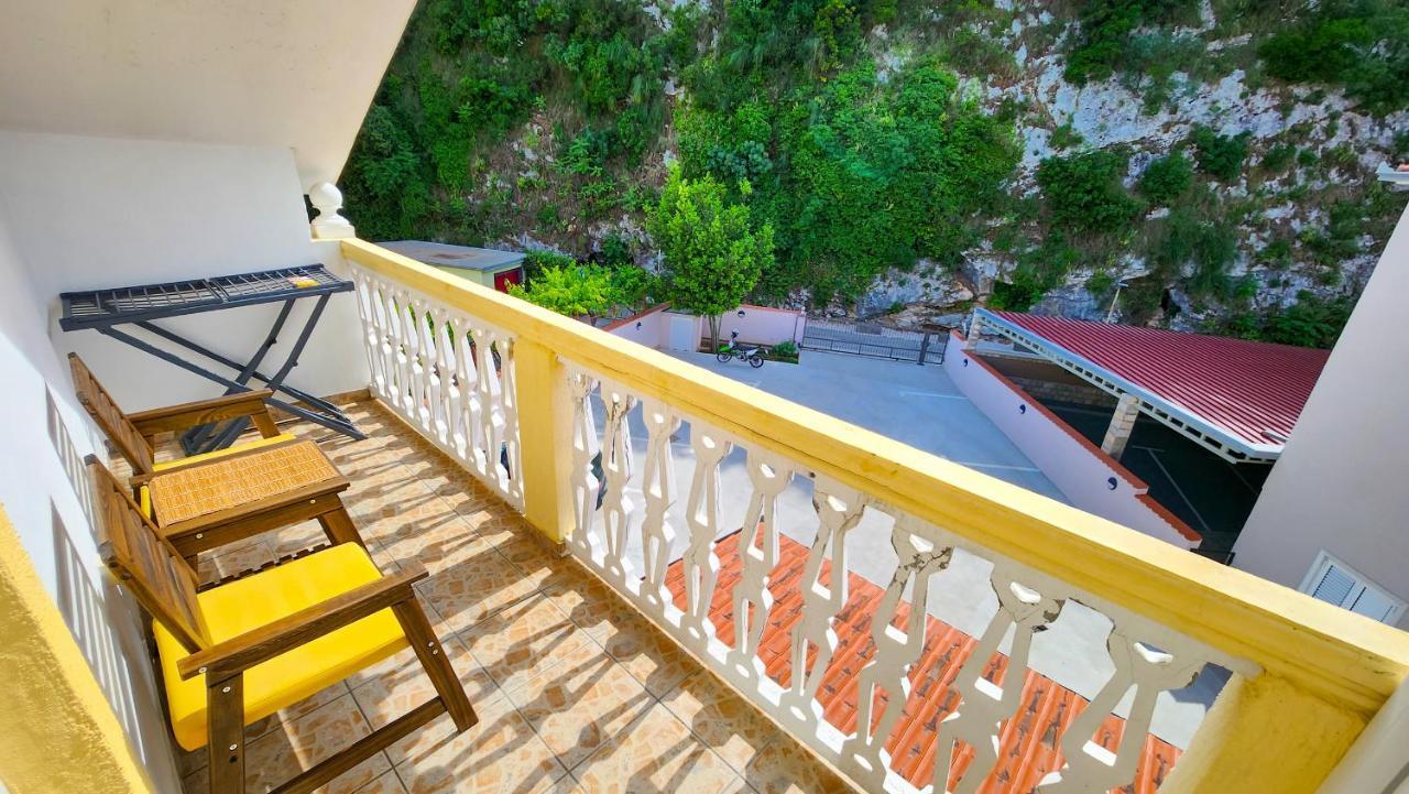 Apartments Maxi Katic Herceg Novi Eksteriør bilde