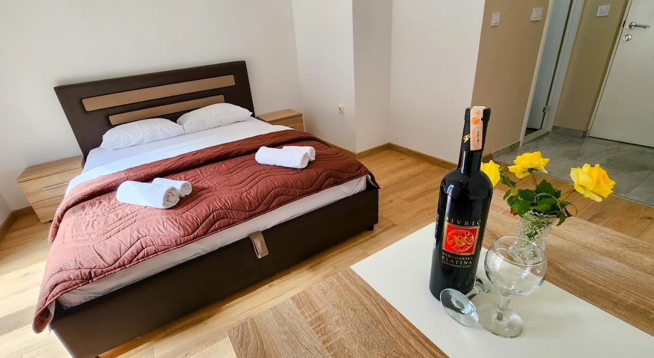 Apartments Maxi Katic Herceg Novi Eksteriør bilde