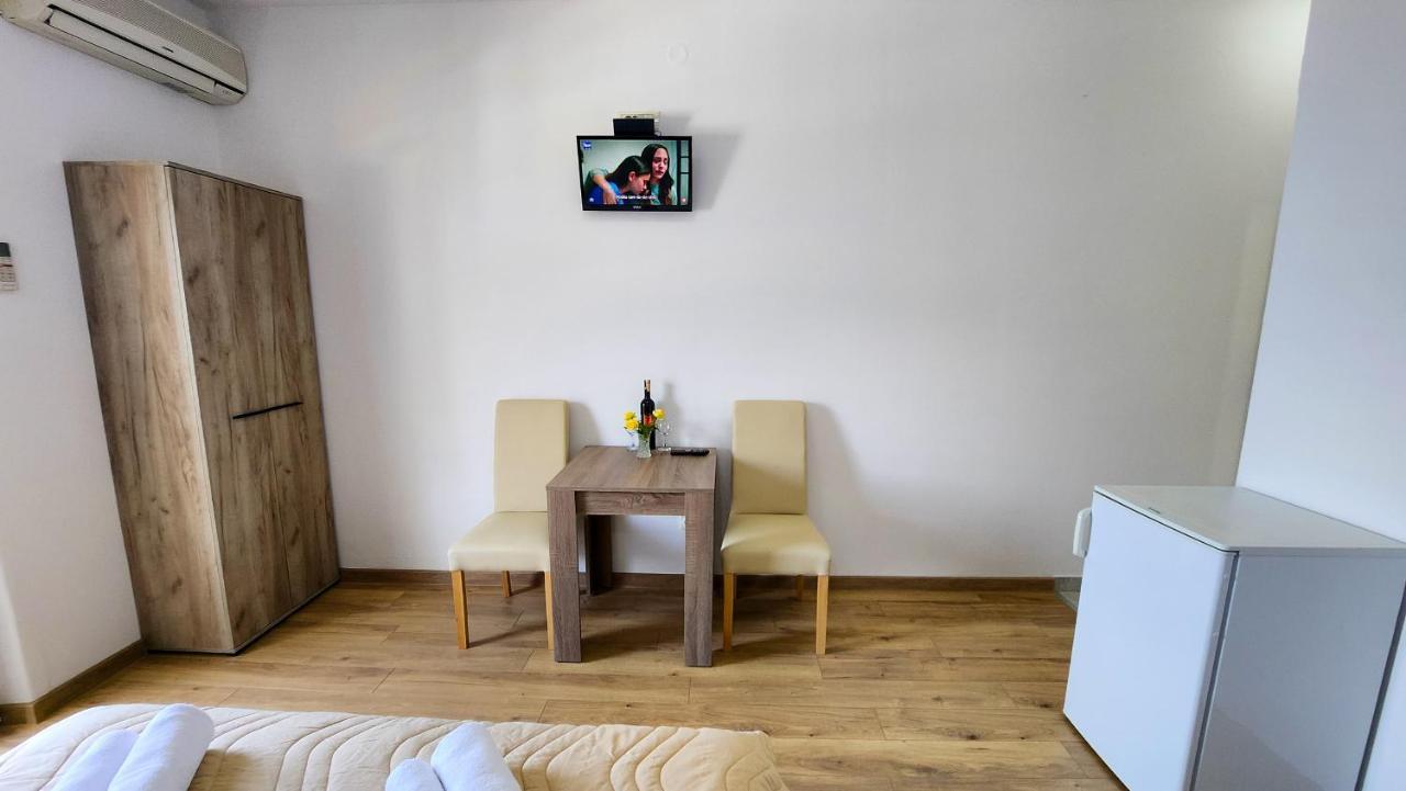 Apartments Maxi Katic Herceg Novi Eksteriør bilde