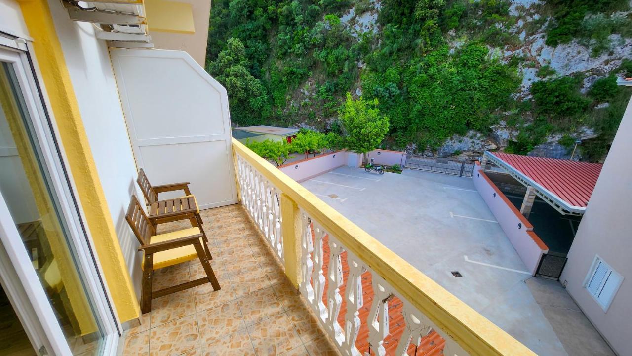 Apartments Maxi Katic Herceg Novi Eksteriør bilde
