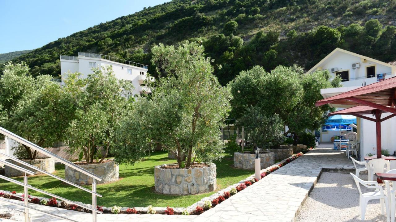 Apartments Maxi Katic Herceg Novi Eksteriør bilde
